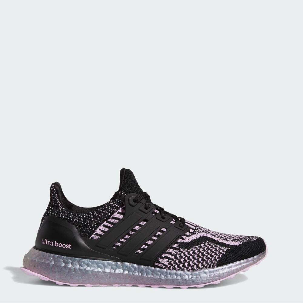 Adidas ULTRABOOST 5.0 DNA RUNNING SHOE - size 9.5  Black & Purple  worn 1x